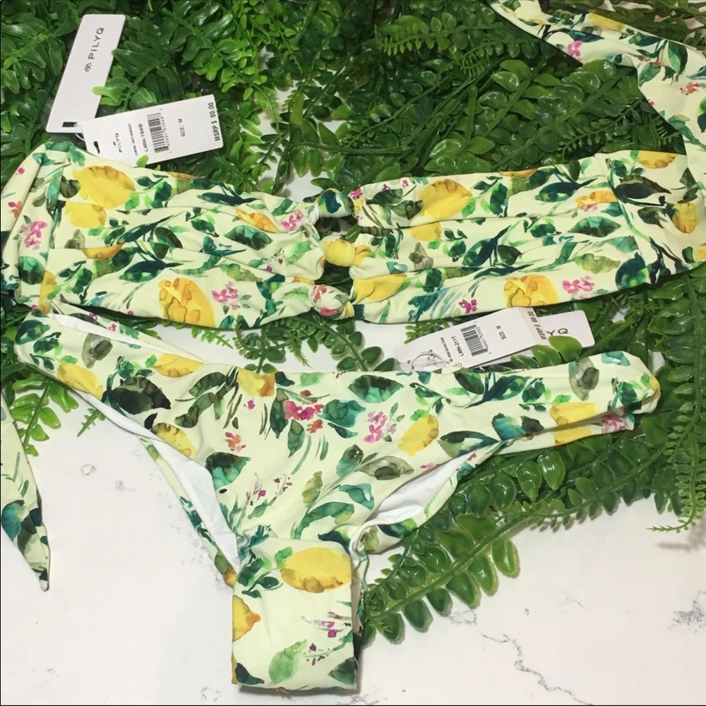 PilyQ Bikini Set NWT Sz Med